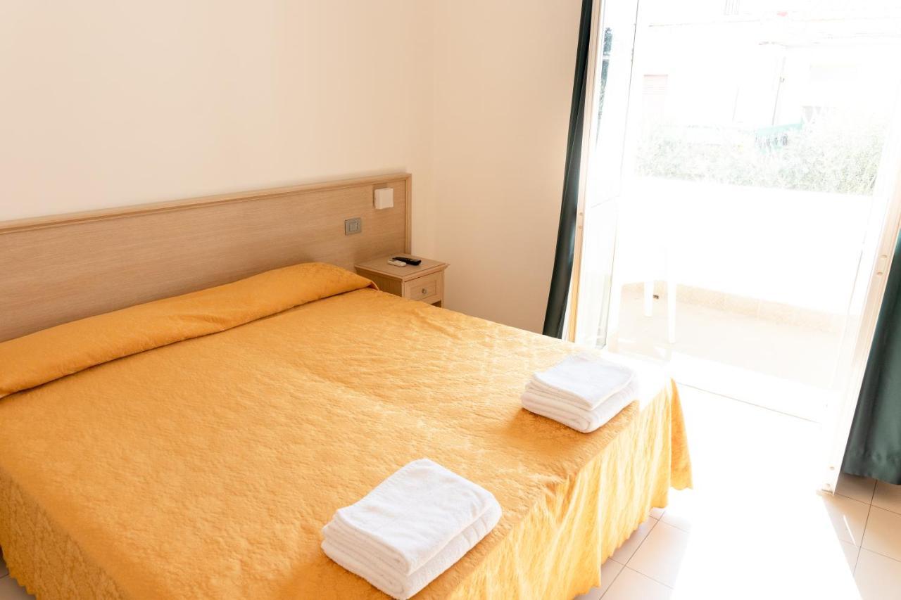 Tortoreto Hotel Capitano מראה חיצוני תמונה