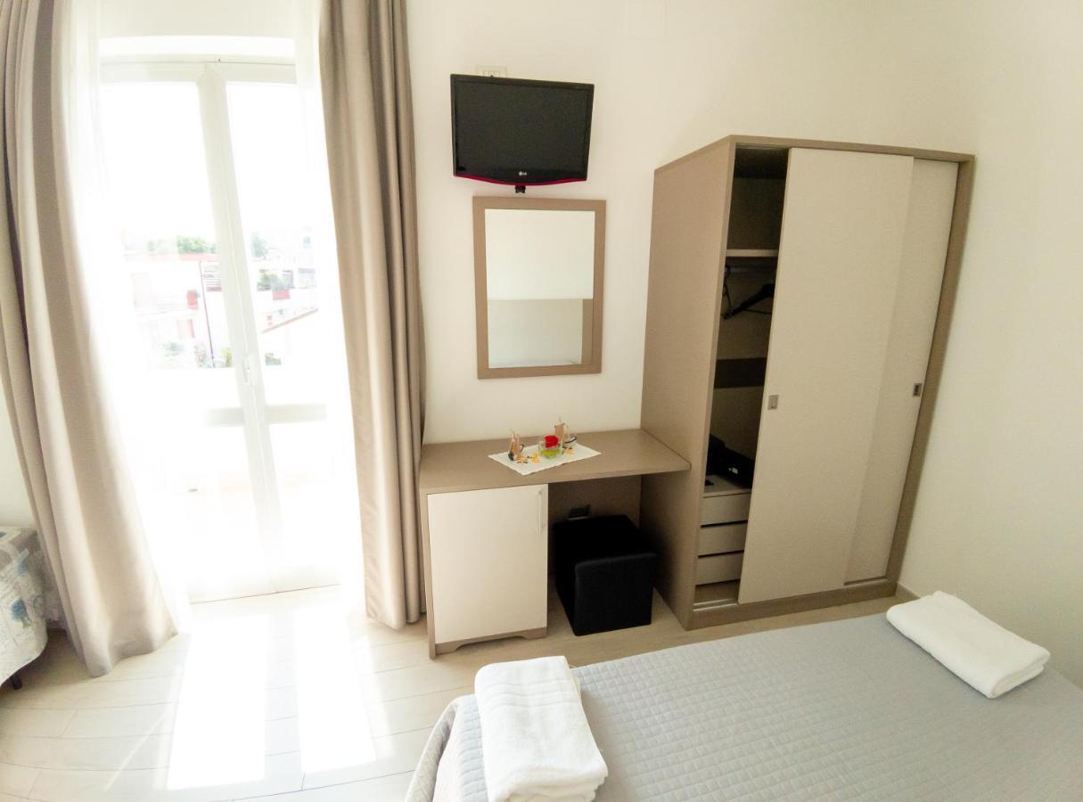 Tortoreto Hotel Capitano מראה חיצוני תמונה