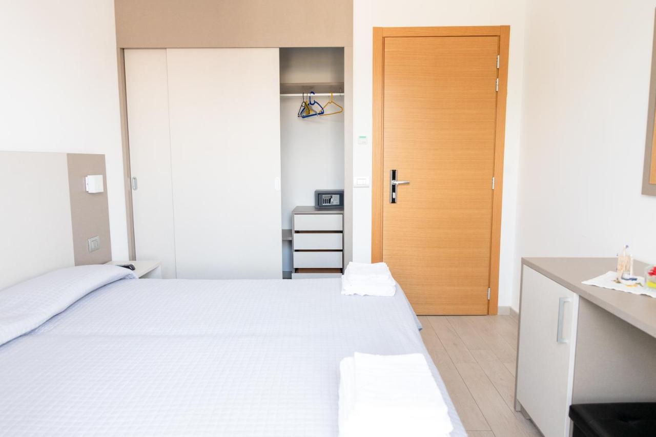 Tortoreto Hotel Capitano מראה חיצוני תמונה