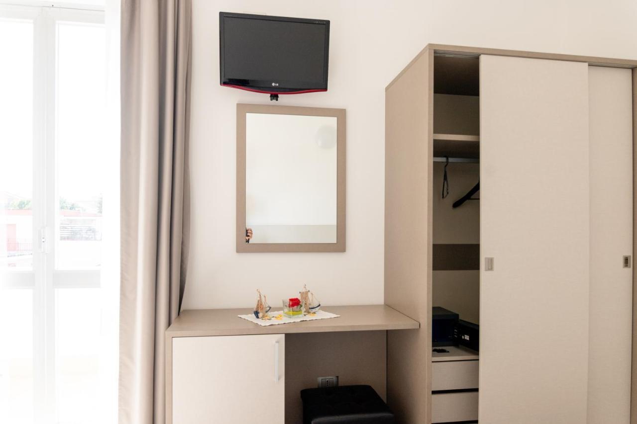 Tortoreto Hotel Capitano מראה חיצוני תמונה