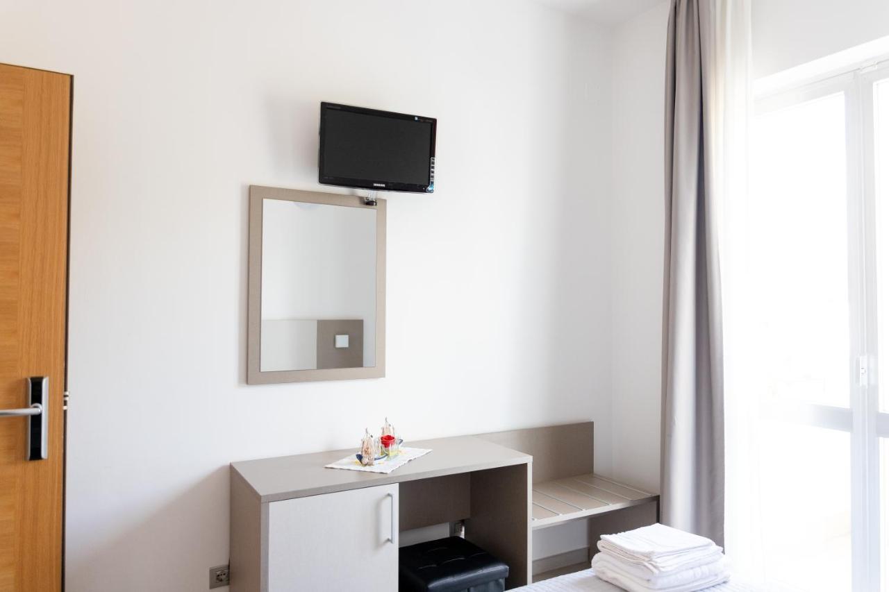 Tortoreto Hotel Capitano מראה חיצוני תמונה