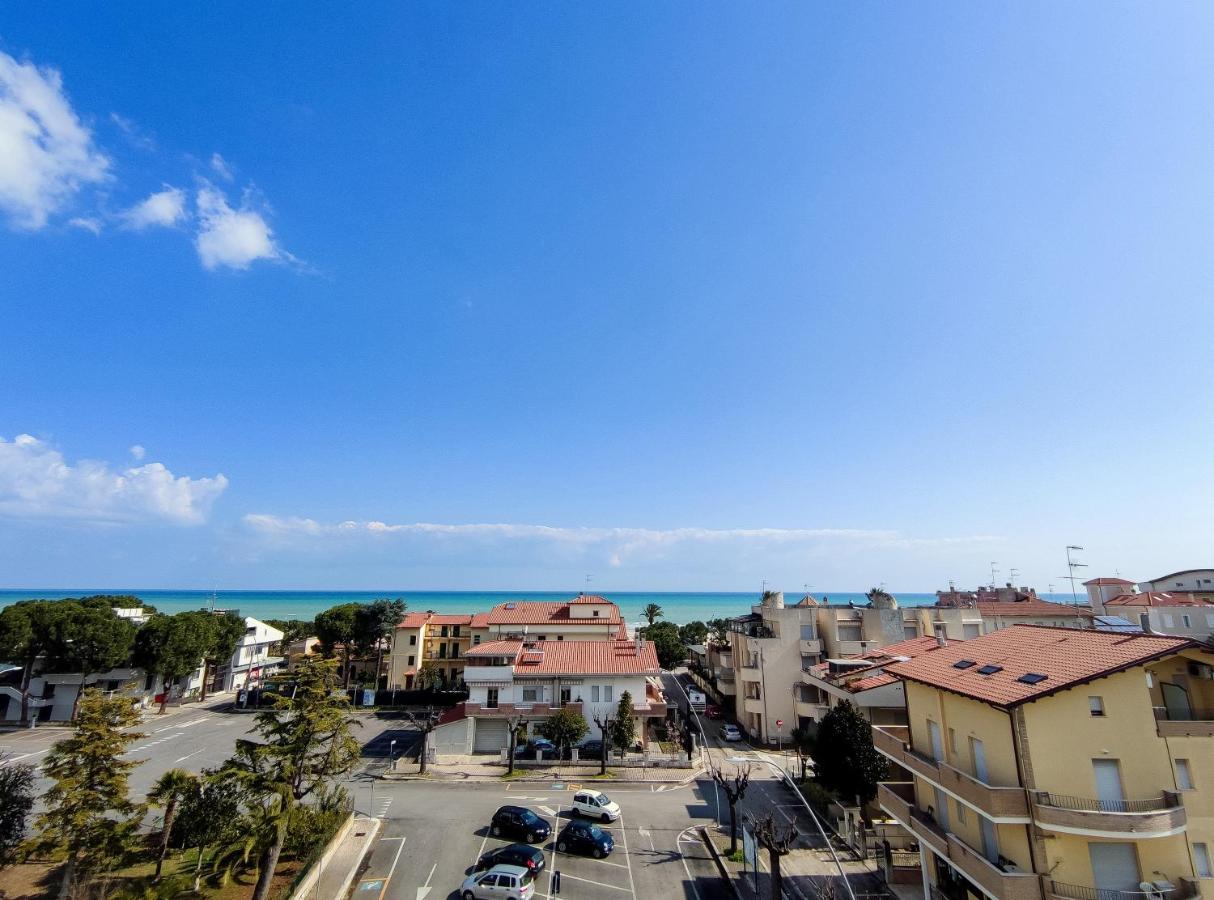 Tortoreto Hotel Capitano מראה חיצוני תמונה
